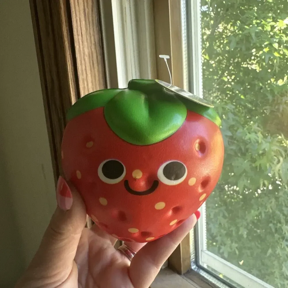 Ja-Ru Squeesh Yum 5 Inch Fruity Bunch Foam Squishy Toy Strawberry BNWT